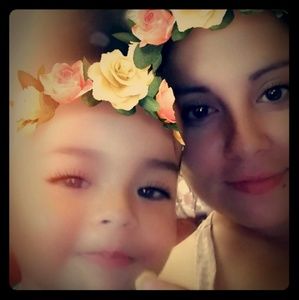 Meet your Posher, Perla